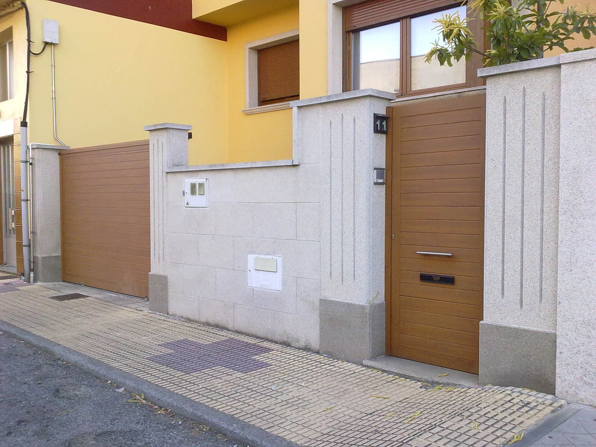 Nuestras puertas exteriores en Lugo